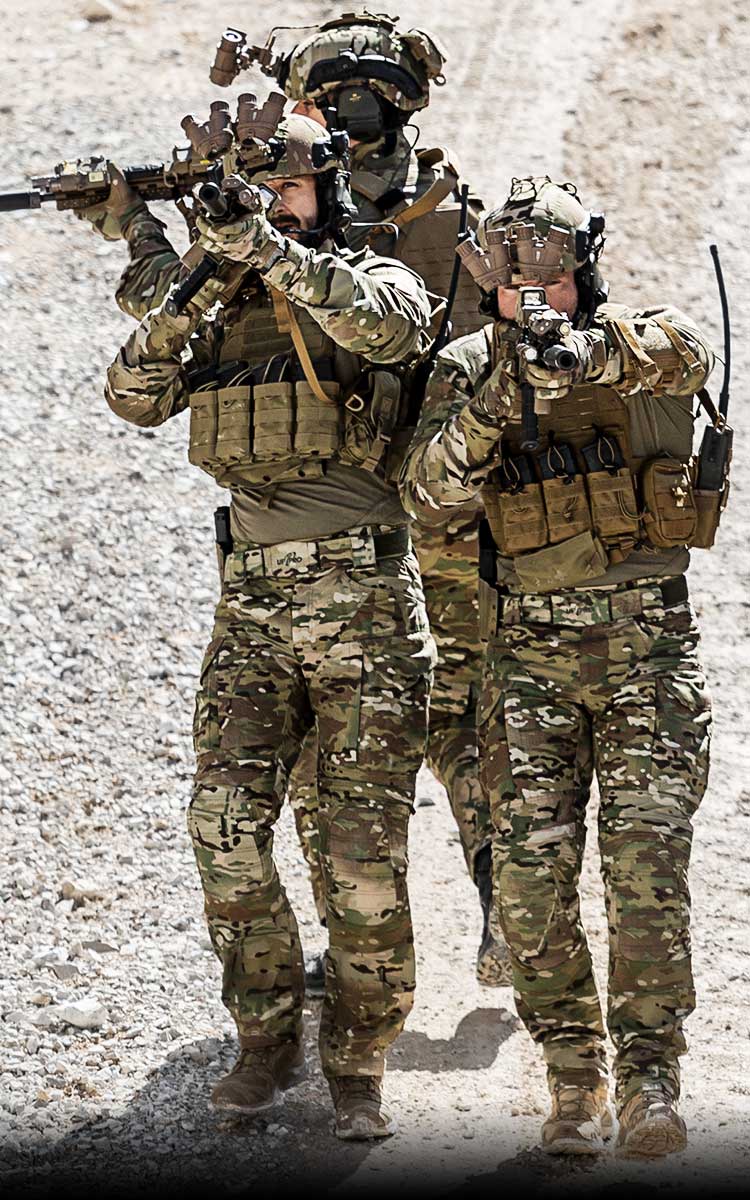 extreme hot weather clothing 